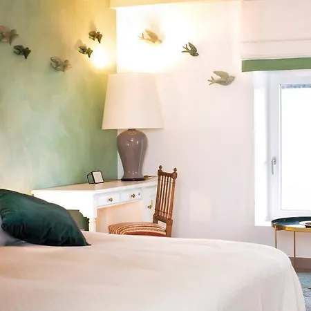 Les Champs: Dans Batisse De 1718 Renovee Apartmán *